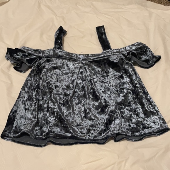 Top - Picture 5 of 7